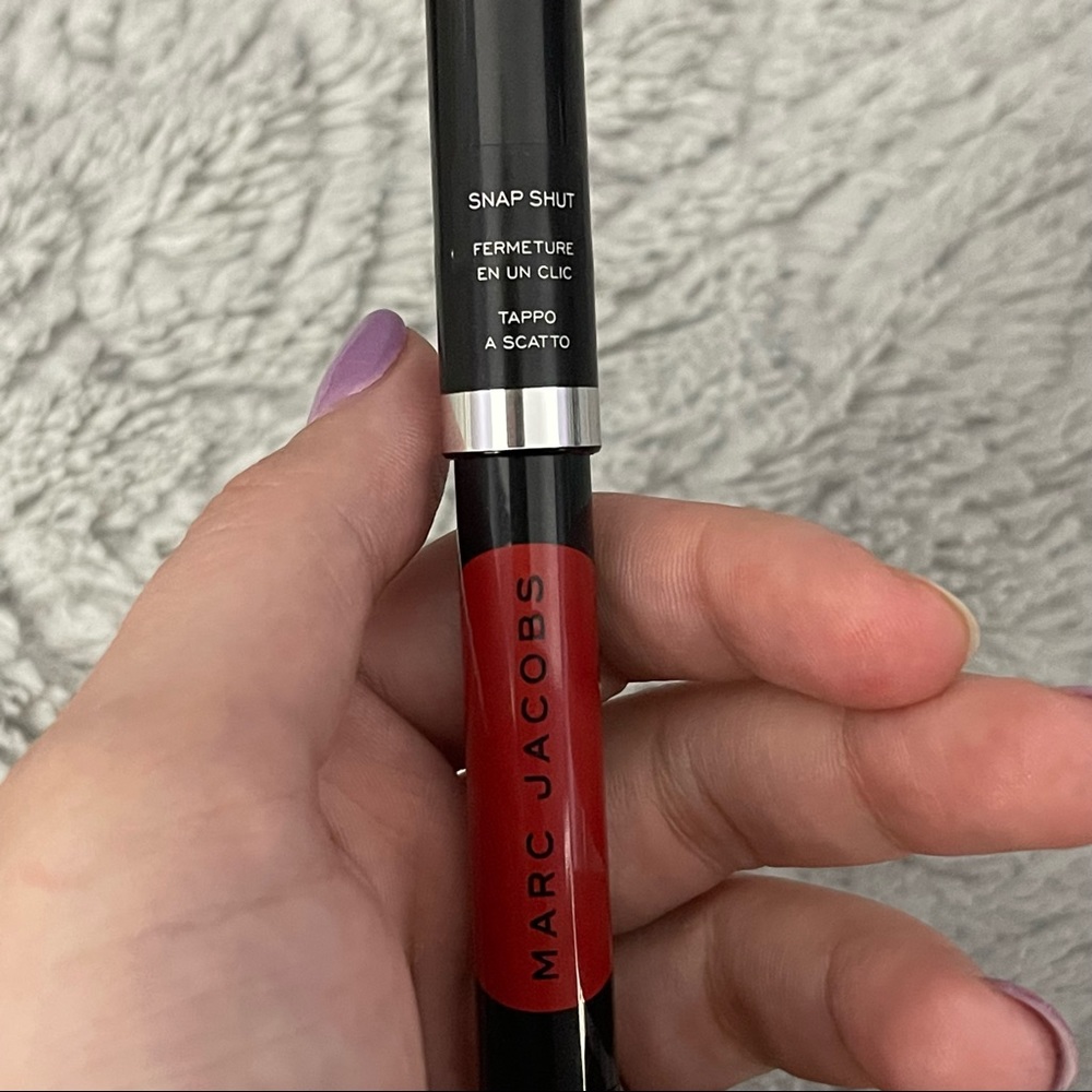 ‼️Limited Edition‼️NEW‼️Marc Jacobs 340 HOW ROUGE Liquid Lip Crayon - Picture 13 of 16